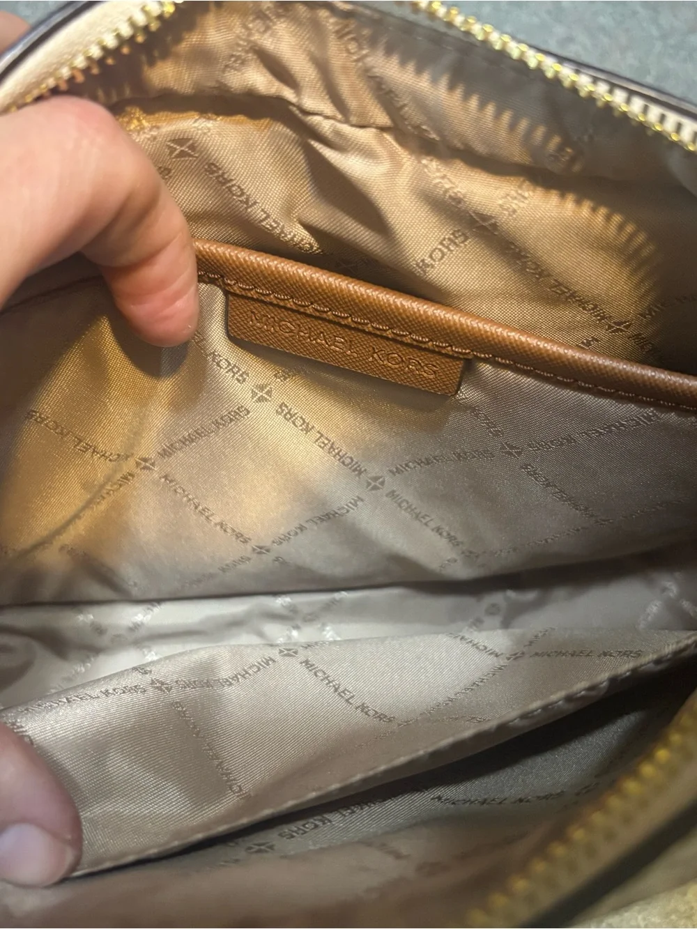 Michael Kors Jet Set Crossbody Bag